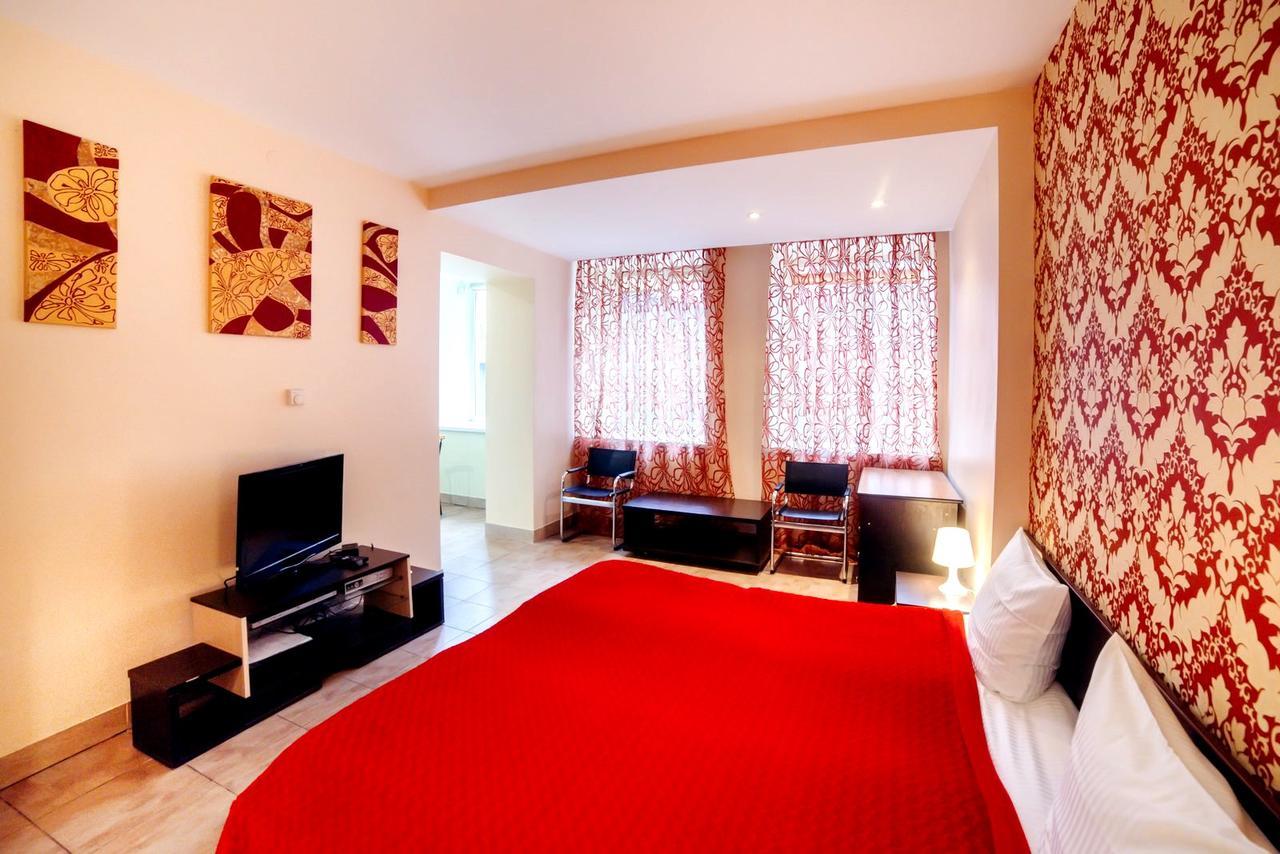 Plosha Rynok Apartment *